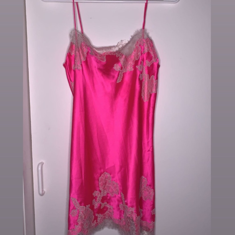 Vintage pink VS Slip dress with white lace